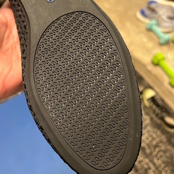 Rothy’s - Picture 2 of 4